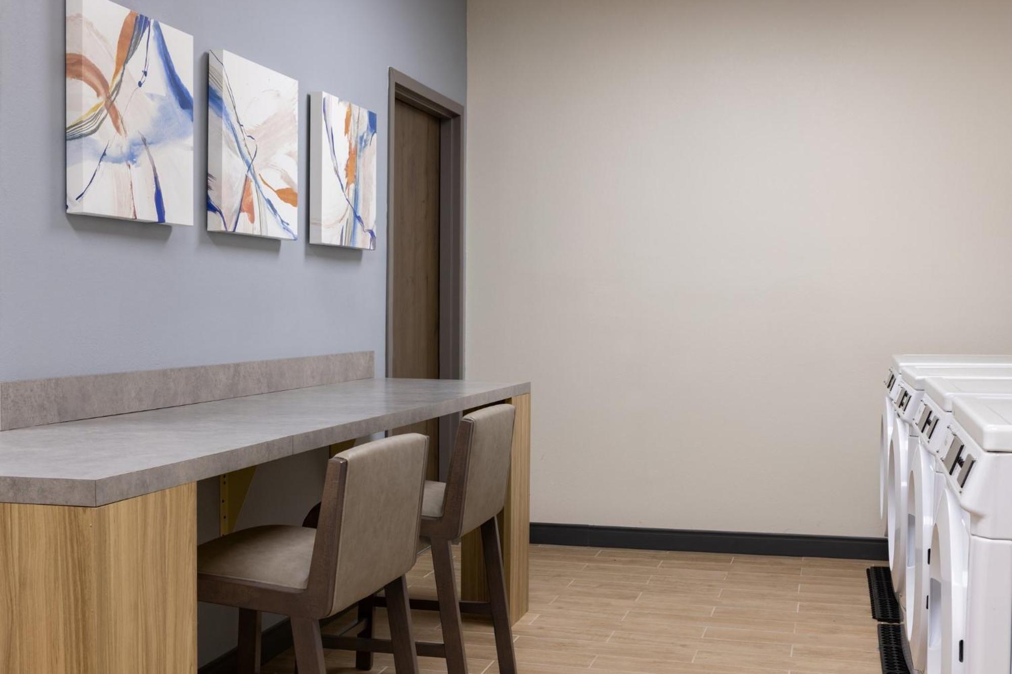 Candlewood Suites Bessemer - Birmingham Sw By Ihg Bagian luar foto