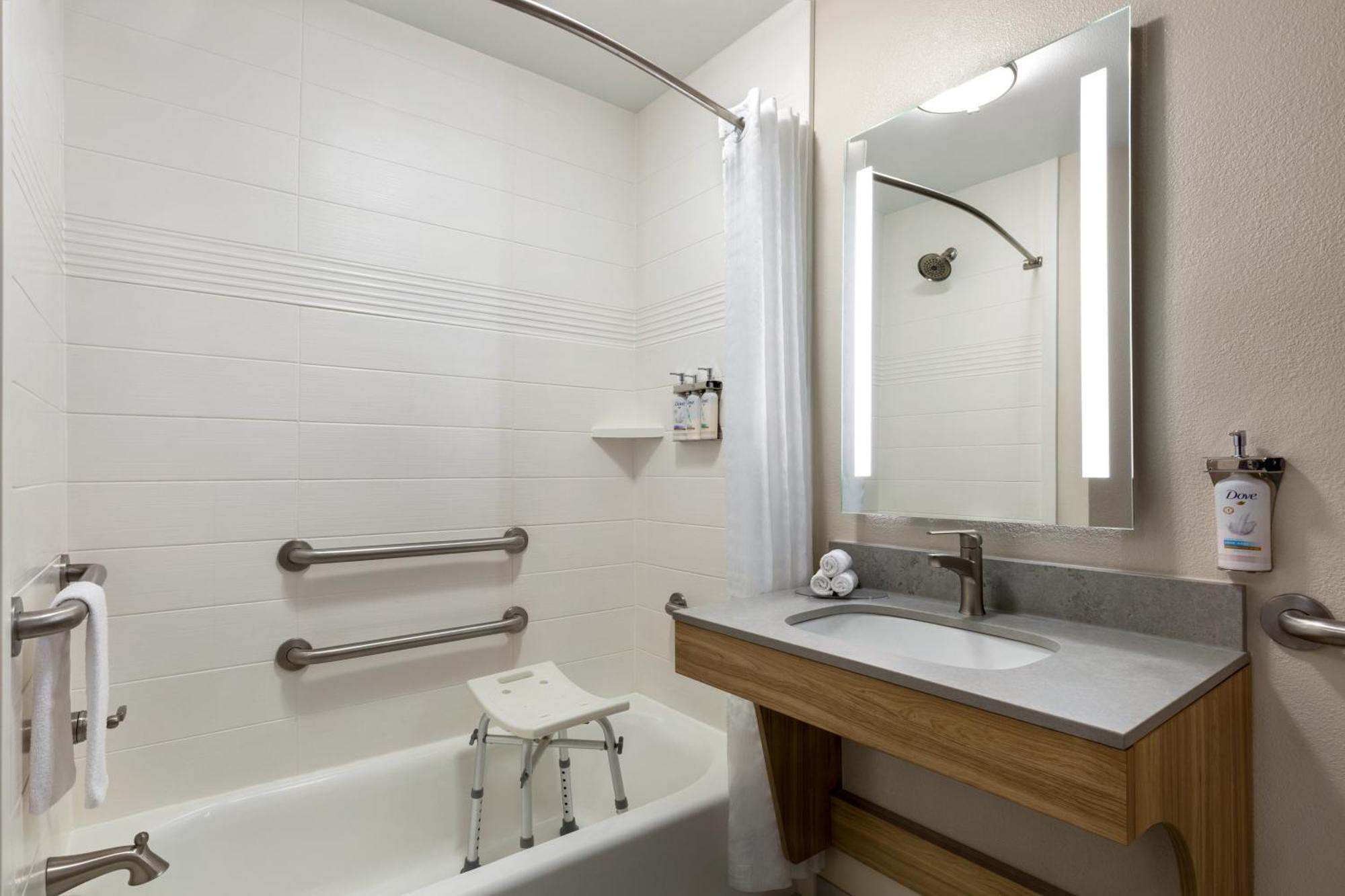 Candlewood Suites Bessemer - Birmingham Sw By Ihg Bagian luar foto